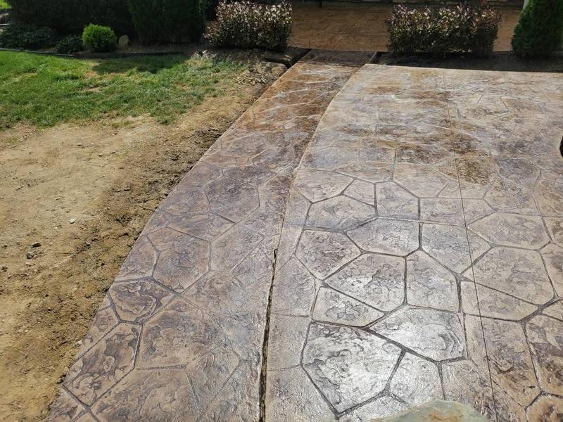 Stamped concrete detail with custom color release